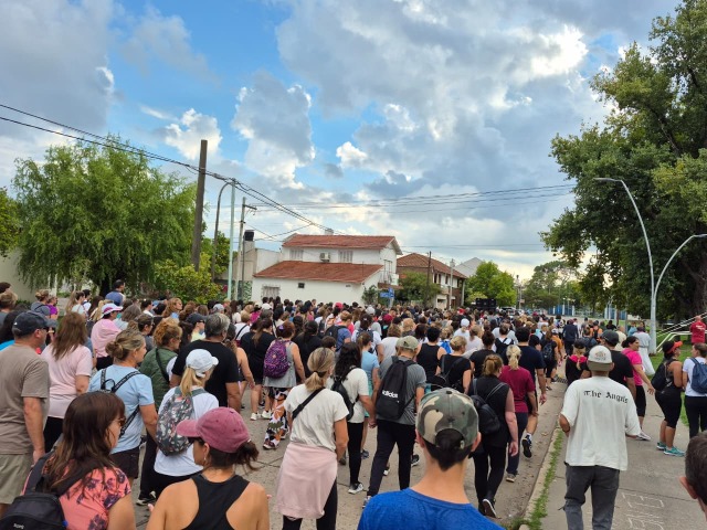 Se realiz� el tradicional Via Crusis a la Virgen de la Loma